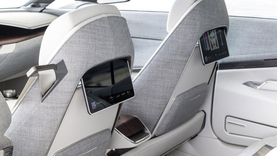  Cadillac Escala Concept 2016 года  (фото 30 из 38)
